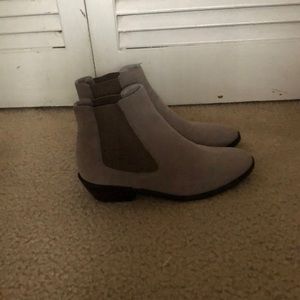 Ankle boots